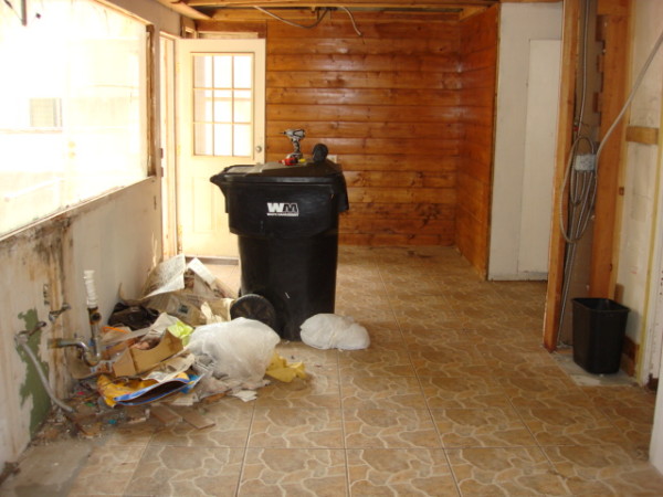 Breakfast Nook Before