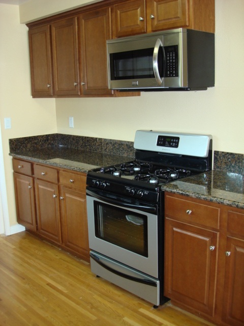 Kitchen Stove Area After